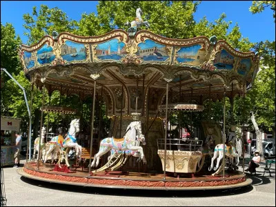 De bon petit matin, vous allez faire un tour de carrousel !
Mais comment prononcez-vous le "s" de carrousel ?