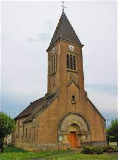 Nous démarrons notre balade à Apremont-la-Forêt, devant l'église de la Nativité-de-la-Sainte-Vierge. Village de l'arrondissement de Commercy, inclus dans le parc naturel régional de Lorraine, il se situe dans le département ...