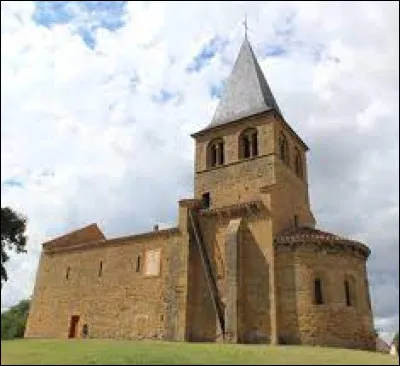 Notre balade commence à Baugy, devant l'église Saint-Pons. Village de l'arrondisement de Charolles, sur la rive droite de la Loire, il se situe dans le département ...