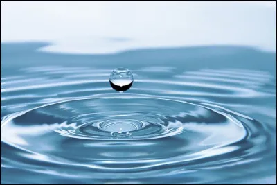 De quoi est composée l'eau ?