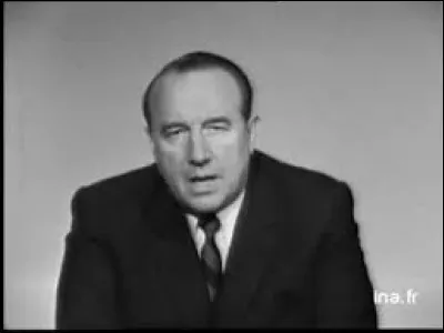 Il est nommé ministre de l'intérieur le 31 mai 1968 et il le reste ensuite sous la présidence Pompidou, jusqu'au 27 février 1974. Il prononce la dissolution de mouvements d'extrême gauche et du mouvement d'extrême droite "Occident" ; il est l'incarnation du retour à un ordre musclé après les événements de mai 1968. C'est ...