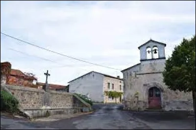 Notre balade dominicale commence en Auvergne, à Azérat. Village de l'arrondissement de Brioude, il se situe dans le département ...