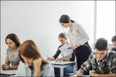 Combien de classes y a-t-il du début de la primaire à la fin du lycée ?