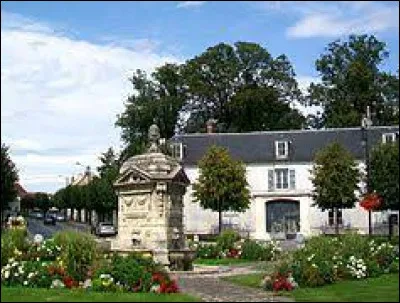 Nous démarrons notre balade en Île-de-France, à Arnouville. Anciennement appelée Arnouville-lès-Gonesse, cette ville de l'arrondissement de Sarcelles se situe dans le département ...