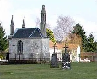 Nous commençons notre balade à Acheux-en-Amiénois. Village Samarien, il se situe en région ...