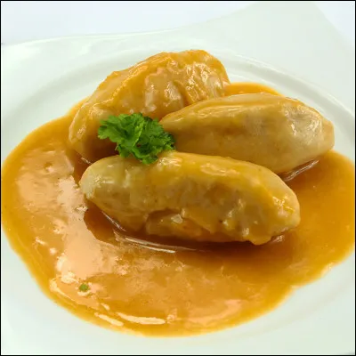 Que sont ces quenelles, spécialités lyonnaises dont la savoureuse sauce est à base de beurre d'écrevisse !