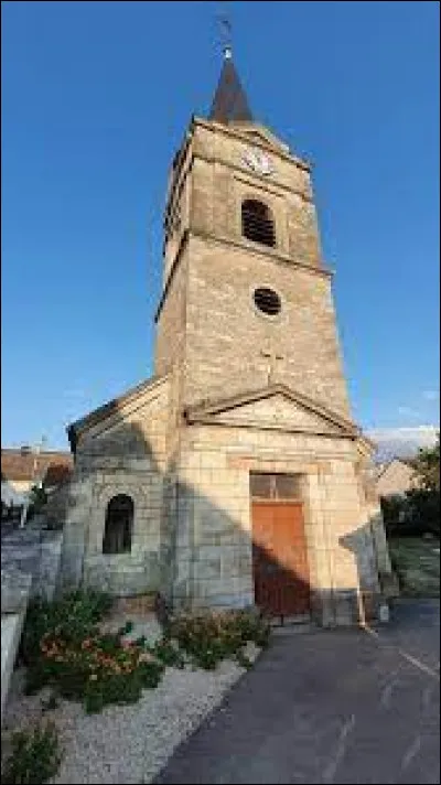 Nous commençons notre première balade de la semaine au pied de l'église de la Nativité, à Ancey. Village bourguignon, dans l'aire d'attraction Dijonnaise, il se situe dans le département ...