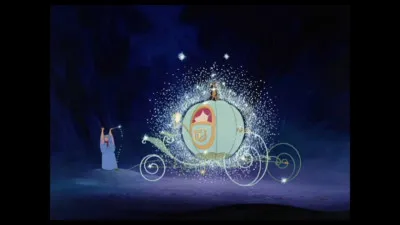 Après minuit, en quoi le carrosse de Cendrillon se transforme-t-il ?