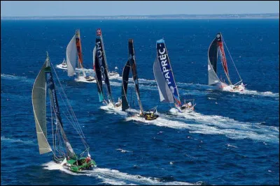 Quel est le nom de la course à voile autour du monde en solitaire au départ des Sables-d'Olonne ?