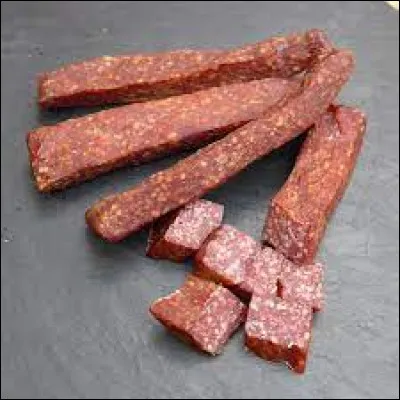 Cette saucisse fumée à base de gras de buf et de gras de porc s'appelle-t-elle un gendarme ?