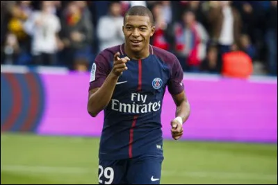 Le transfert de Kylian Mbappé au PSG reste actuellement le transfert le plus couteux de l'histoire.