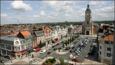 Dans quel département se trouve la ville de Lens ?