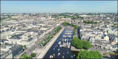 Dans quel département se trouve Caen ?