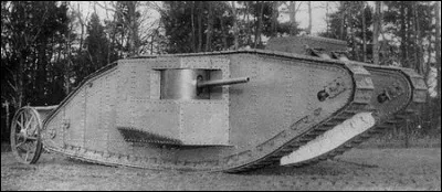 Quel est le nom de ce tank britannique, qui fut le premier char opérationnel au monde ?