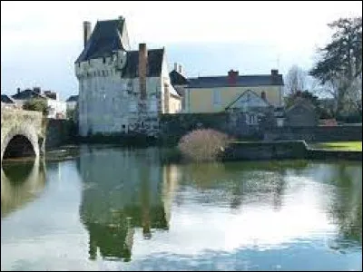 Où se trouve "Les Ponts de Cé", 12 600 habitants et 9e ville du département ?