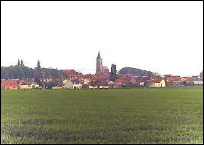 Village des Hauts-de-France, entre Douai et Cambrai, Bugnicourt se situe dans le département ...