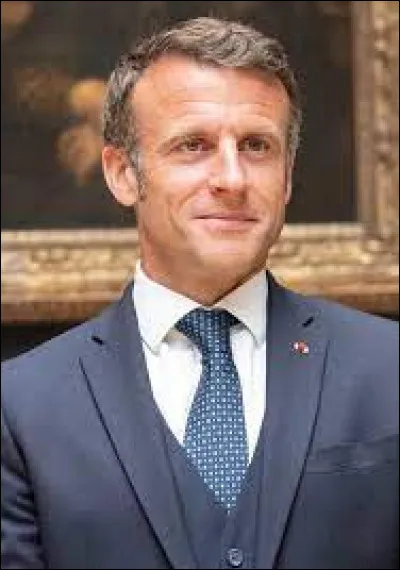 Quel est le prénom de notre président actuel (2023) ?