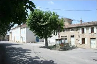 Aujourd'hui, nous démarrons notre balade dans le Lauragais, à Airoux. Commune de l'aire d'attraction Chaurienne, elle se situe dans le département ...