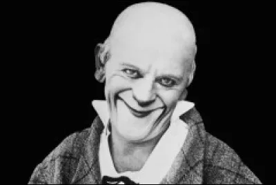 Quel est nom de cet artiste considéré comme le plus grand clown du XXe siècle ?