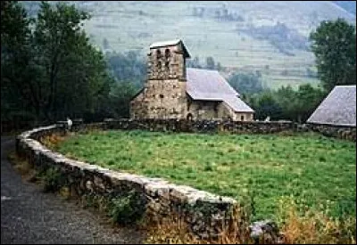 Nous commençons notre balade dans le Comminges, à Benque-Dessous-et-Dessus. Village de l'arrondisement de Saint-Gaudens, sur les bords de la Neste d'Oueil, il se situe dans le département ...