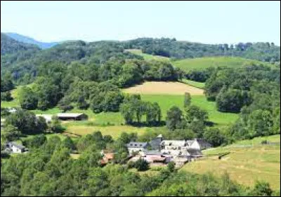 Nous première balade de la semaine nous emmène en Occitanie, à Batsère. Petit village de 32 habitants, dans l'arrondissement de Bagnères-de-Bigorre, il se situe dans le département ...