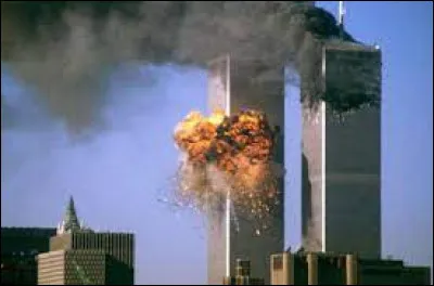 Ce 11 septembre, des terroristes islamistes frappent New York et le World Trade Center : c'était en ...