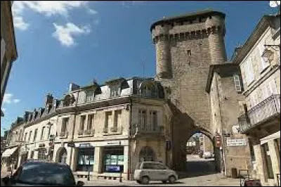 Cette ville de la Creuse, la deuxième du département par la population avec 4 800 habitants, c'est ...