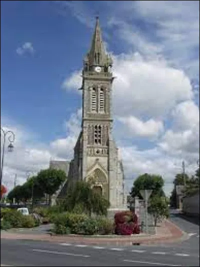 Le point de départ de notre balade se trouve aujourd'hui au pied de l'église Saint-Vigor, à Bricqueville-sur-Mer. Commune de l'aire d'attraction Granvillaise, elle se situe dans le département ...