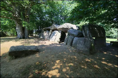 Aux miettes chez Charles Nodier, c'est la...