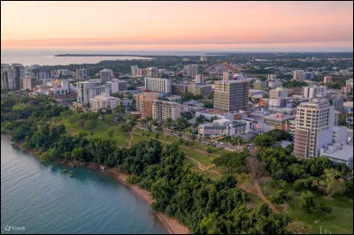 Dans quel pays se situe la ville de Darwin ?