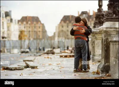 Qui est le réalisateur du film "Les Amants du Pont-Neuf" ?