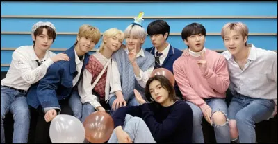 Quelle est la date de début de Stray Kids ?