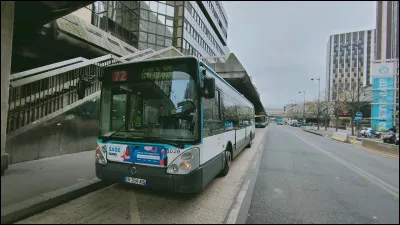 Quels sont les deux terminus du bus 72 ?