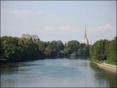 Quel est ce fleuve qui traverse Turin ?