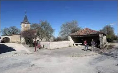 Notre balade démarre en Charente, à Bessé. Nous sommes en région ...