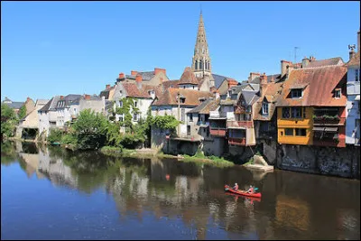 De quel cours d'eau la Creuse, rivière qui a donné son nom au département, est elle un affluent ?