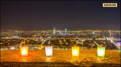 À quel groupe français doit-on la chanson "Ville de lumière" ?