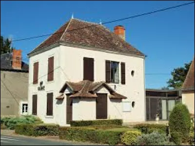 Notre balade démarre dans la région naturelle de la Brenne, à Ciron. Commune de l'arrondissement du Blanc, elle se situe dans le département ...