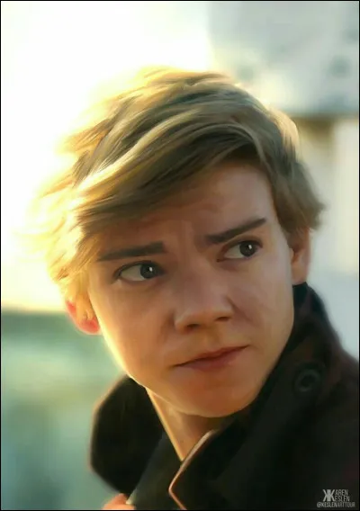 Est-ce que son nom a toujours été Thomas Brodie-Sangster ?