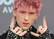 Quiz Connais-tu bien Machine Gun Kelly ?