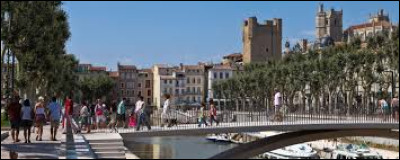 Combien le département de l'Aude compte-t-il d'habitants ?