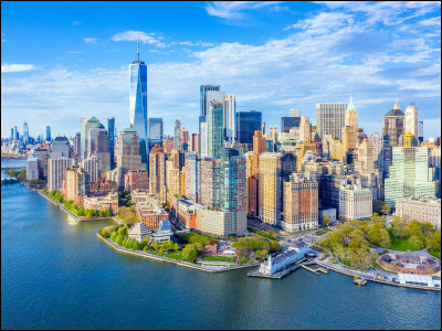 De quelle ville Manhattan est-il un arrondissement ?