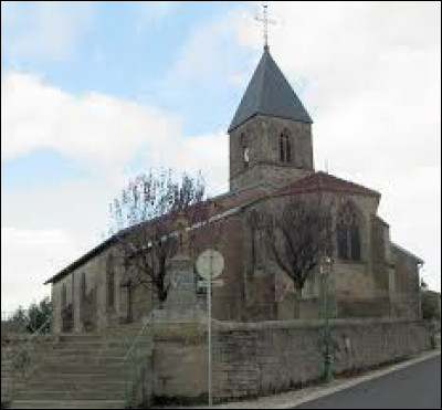 Aujourd'hui notre balade démarre en Lorraine, au pied de l'église de la Nativité, à Attigny. Village de l'arrondissement de Neufchâteau, sur les bords de la Saône et de l'Ourche, il se situe dans le département ...