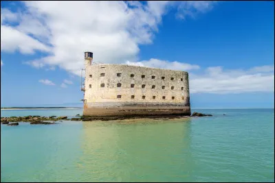 Quand a débuté l'émission "Fort Boyard" ?