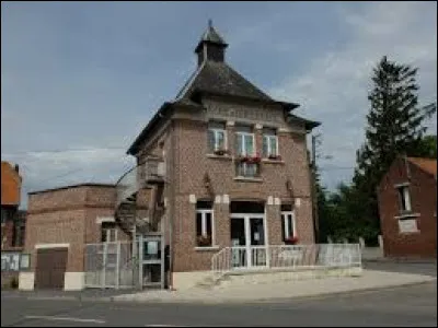 Notre première balade du week-end commence dans les Hauts-de-France, à Boiry-Notre-Dame. Commune de l'aire d'attraction Arrageoise, elle se situe dans le département ...