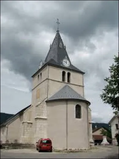 Aujourd'hui je vous propose de commencer notre balade à Billiat. Village de l'arrondissement de Nantua, il se situe dans le département ...