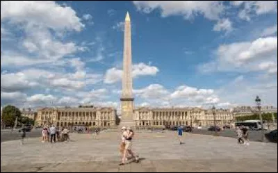 Une très connue pour le début, où se trouve la place de la Concorde ?