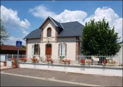 Pour bien commencer cette nouvelle balade, je vous emmène dans le Centre-Val-de-Loire, à Batilly-en-Puisaye. Village de l'arrondissement de Montargis, il se situe dans le département ...