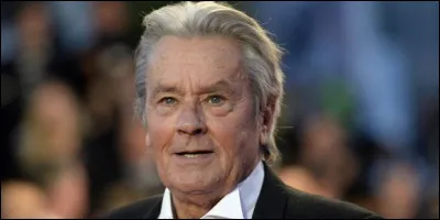 Alain Delon, monstre sacré du cinéma français s'est éteint à tout jamais ce 18 août 2024. Quel âge avait-il ?