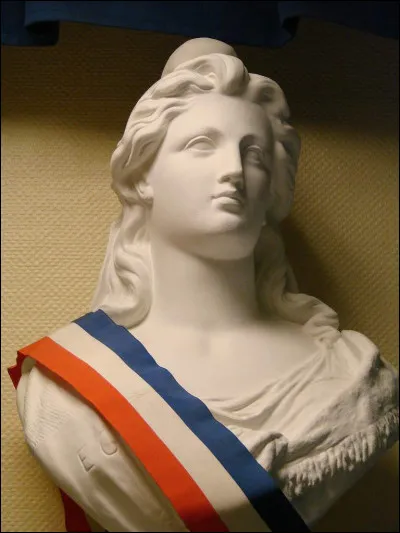 L'apparition des bustes de Marianne date de 1792.